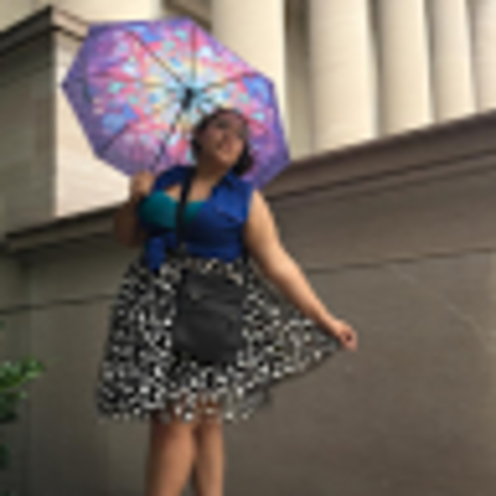 Meet your Posher, Avery